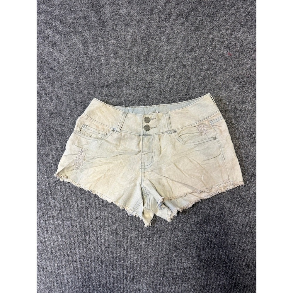 Refuge Shorts Womens Size 9 Light Wash Distressed Cutoff Raw Hem Denim Low Rise